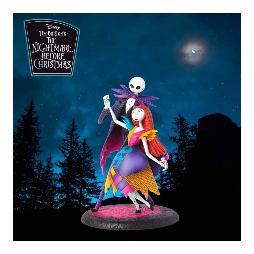 Disney Showcase Nightmare Before Christmas Jack & Sally Dancing Figurine 6014972